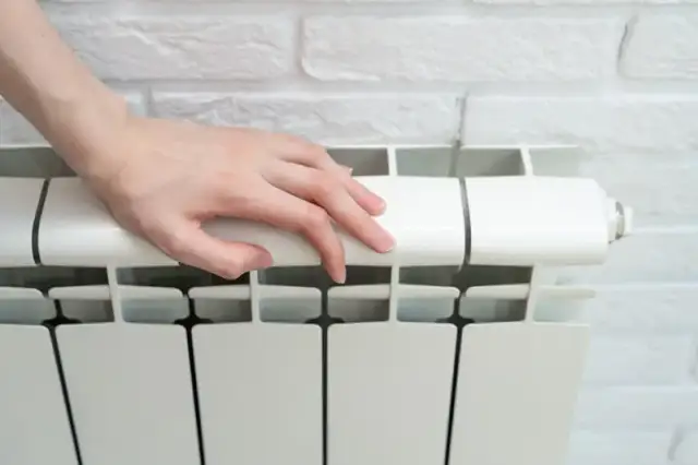 Jakie jest ogrzewanie w blokach i jak wpływa na Twoje koszty?