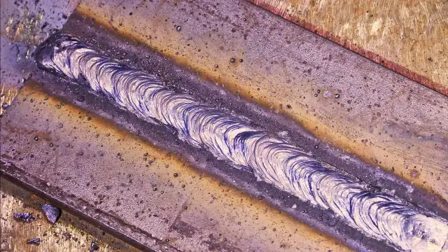 Elektrody do inwertera: Jak wybrać idealne dla twojego spawania bez pomyłek