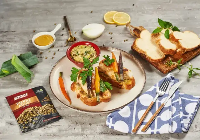 Surówki do perliczki: 10 przepisów, które zachwycą smakiem!