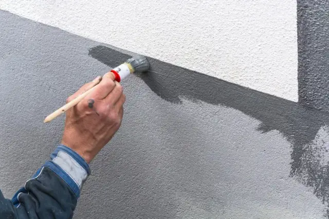 Tynk silikonowy czy silikatowy? Wybierz idealny dla Twojego domu!