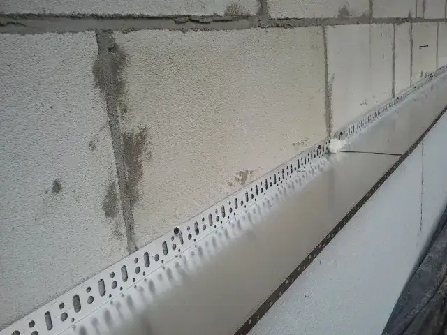 Jak zamontować listwę startową do styropianu - uniknij najczęstszych błędów