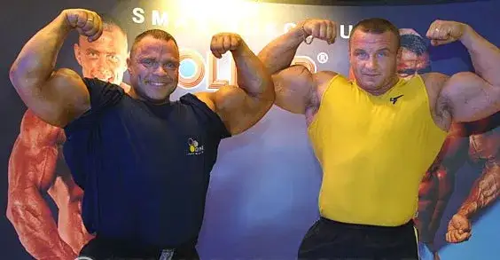 Ile lat ma Pudzian? Zaskakujący wiek Mariusza Pudzianowskiego i jego osiągnięcia