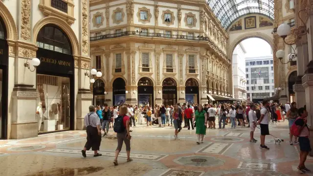 W jakim kraju jest Mediolan? Odkryj jego fascynującą historię i znaczenie