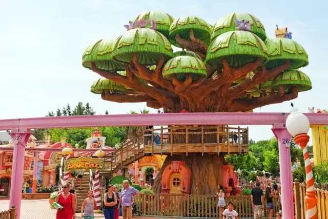 Las atracciones más emocionantes de PortAventura para todas las edades