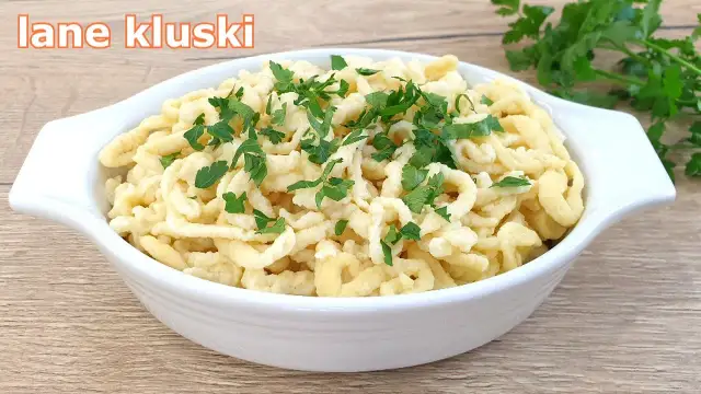 Jak zrobić kluski idealne? Przepisy i triki na puszyste ciasto!