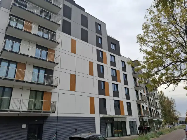 Czy można połączyć dwa mieszkania w bloku? Poznaj kluczowe wymagania