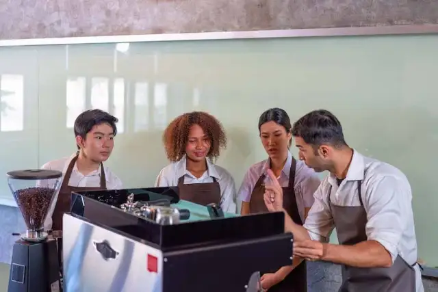 Czy szkoła zawodowa to szkoła średnia? Prawda, która zaskakuje