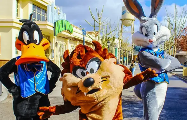 Parque Warner Madrid: Planifica tu visita inolvidable y ahorra