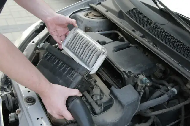 Przedmuchy w silniku Diesla: 5 alarmujących objawów do kontroli