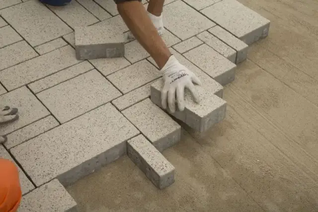 Jak zrobić podjazd z kostki brukowej - uniknij najczęstszych błędów