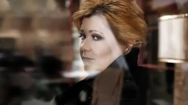 Szafran: niezwykła wokalistka jazzowa, która zachwyca publiczność swoim talentem