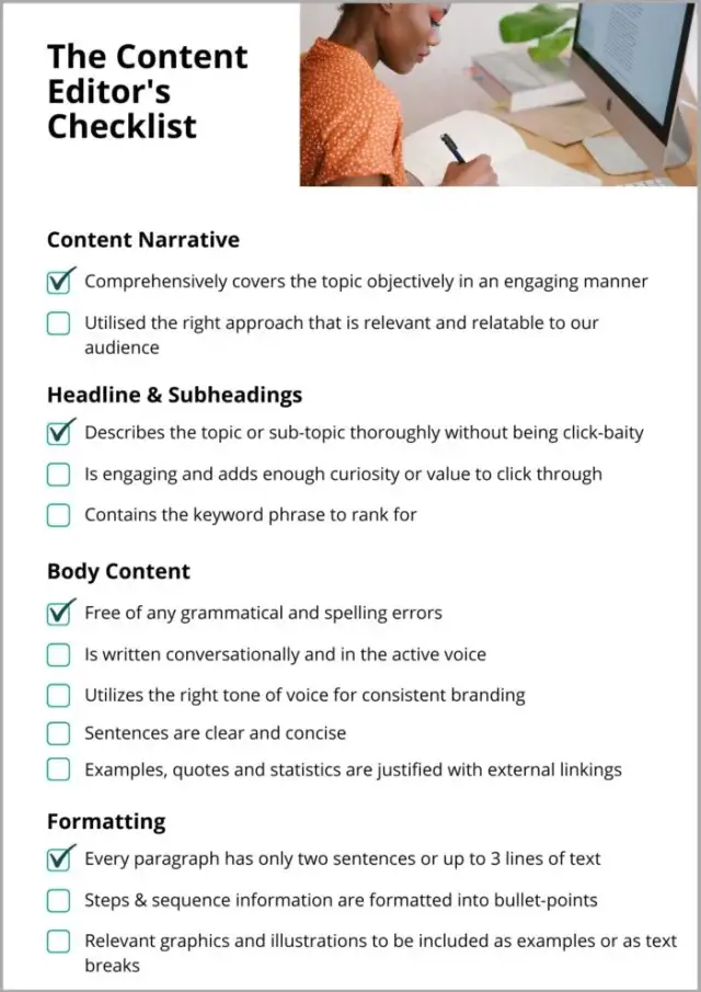 Co robi content reviewer? Odkryj kluczowe obowiązki i umiejętności