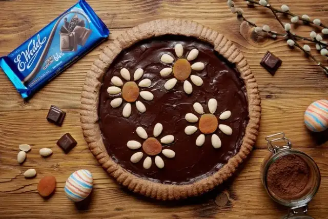 Tradycyjny przepis na ciasto mazurek, które zachwyci Twoich gości