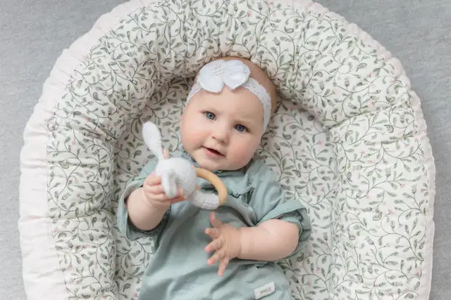 Jak uszyć otulacz dla noworodka? Bezpieczny i piękny DIY!