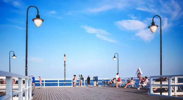Molo w Kołobrzegu: Opłaty, cennik, godziny. Sprawdź, kiedy za darmo!