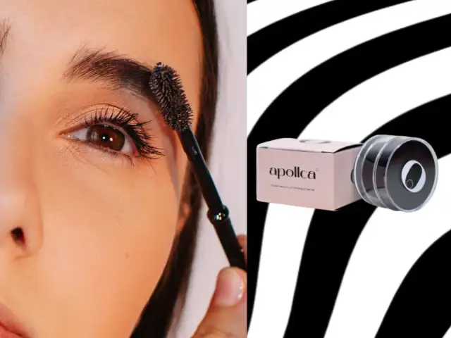 Kobieta stylizuje brwi szczoteczką. Obok pudełko z mydełkiem do brwi marki apollca.