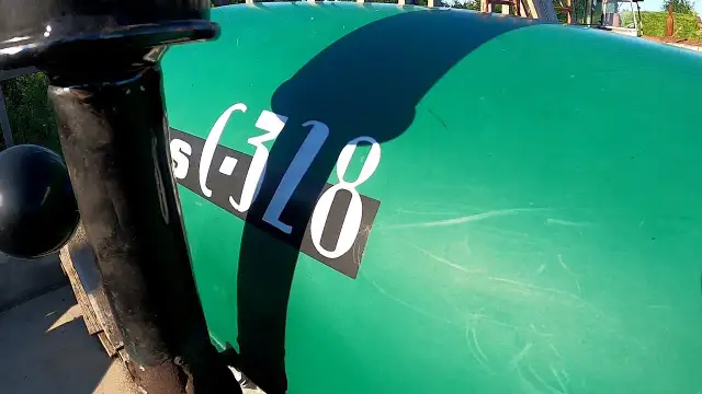 Ile oleju wchodzi do silnika C 328? Sprawdź, by uniknąć problemów