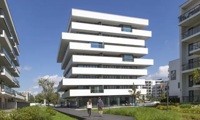 Dlaczego deweloperzy nie podają cen mieszkań i co to oznacza dla kupujących