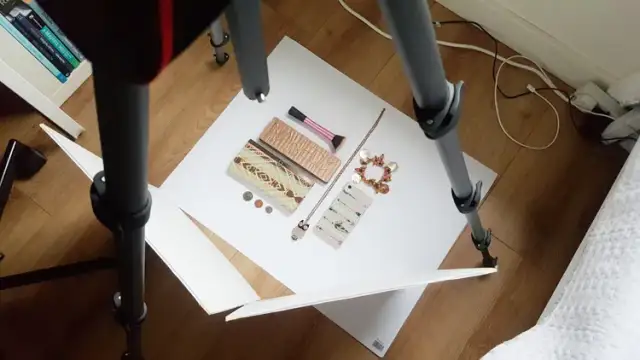 Jak zrobić białe tło do zdjęć w domu – proste metody i triki