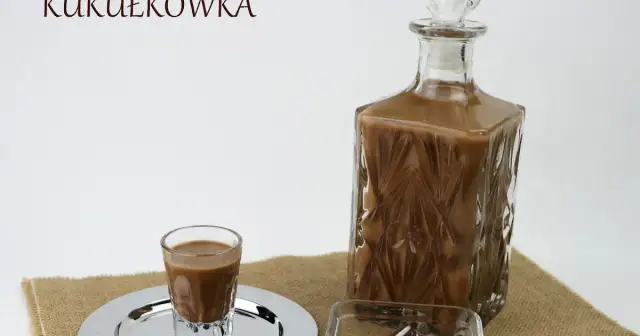 Jak zrobić nalewkę z kukułek – prosty przepis na pyszny trunek