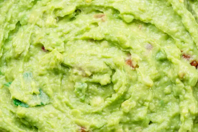 Guacamole do czego? Odkryj najlepsze zastosowania tej pysznej pasty