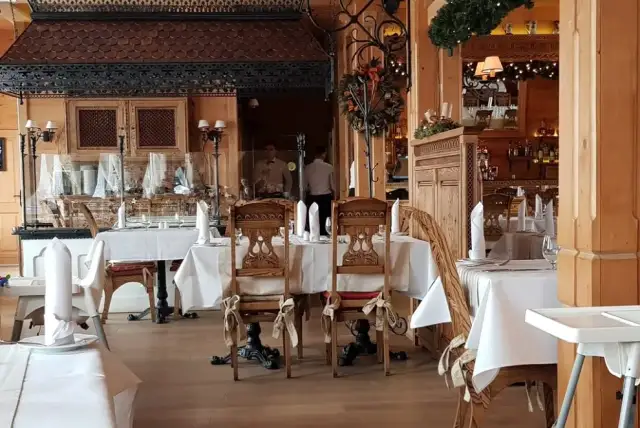 Serock gdzie zjeść: najlepsze restauracje i smaki, które musisz spróbować