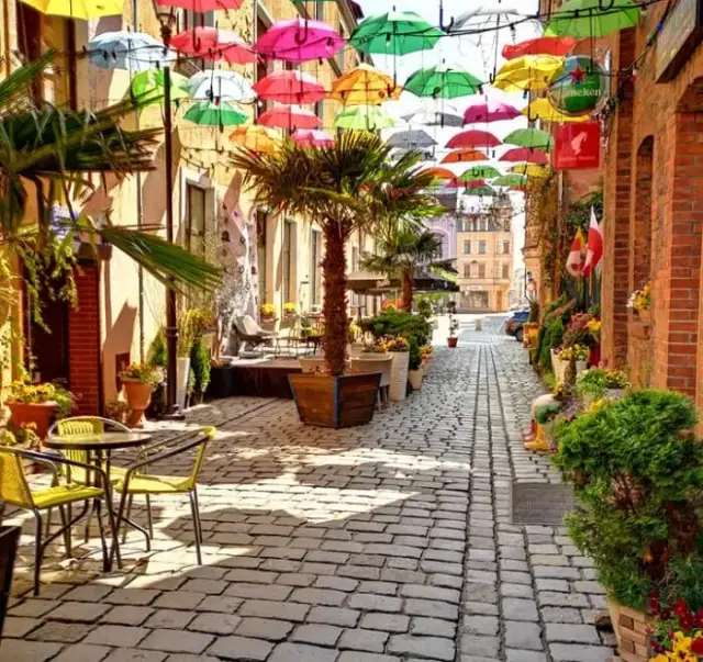 Grudziądz: Gdzie zjeść? Sprawdzone miejsca na każdy gust i kieszeń