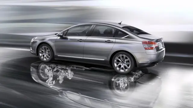 Jakie samochody do 25 tys benzyna są najlepsze i najbardziej niezawodne?