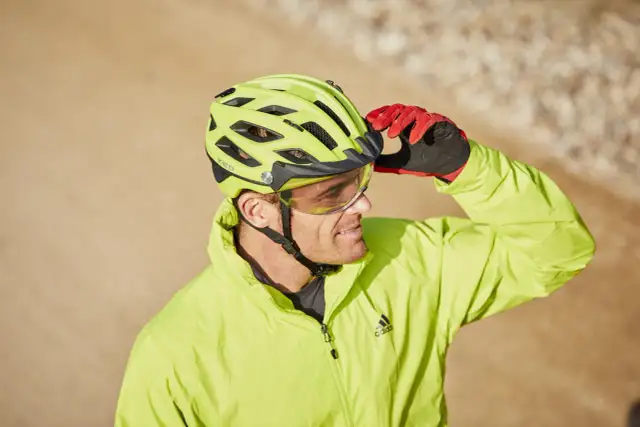 Jak dobrać rozmiar kasku rowerowego, aby zapewnić maksymalne bezpieczeństwo