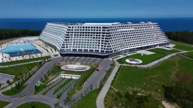 Kiedy otwarcie Hotelu Gołębiewski Pobierowo? Znamy datę i atrakcje