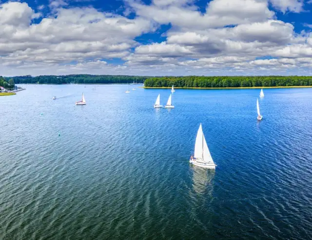 Ruciane-Nida: Atrakcje, Spływy i Przyroda Mazur - Twój Przewodnik