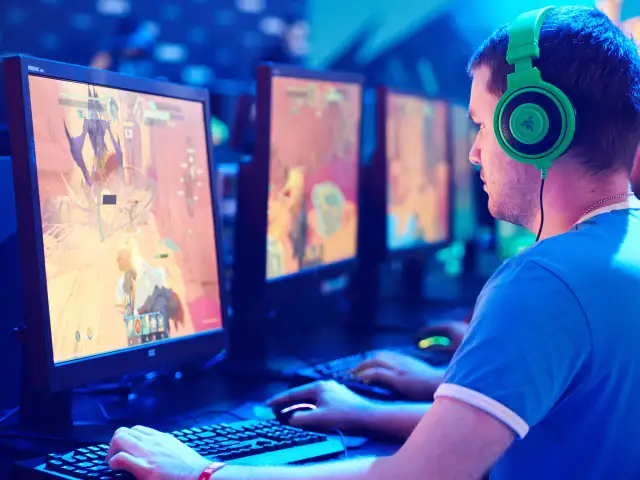 Co to są gry cyfrowe i dlaczego warto je znać? Zobacz zalety!