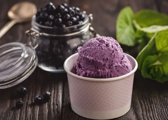 Sorbet borówkowy: Zrób idealny! Przepis, triki, bez maszynki