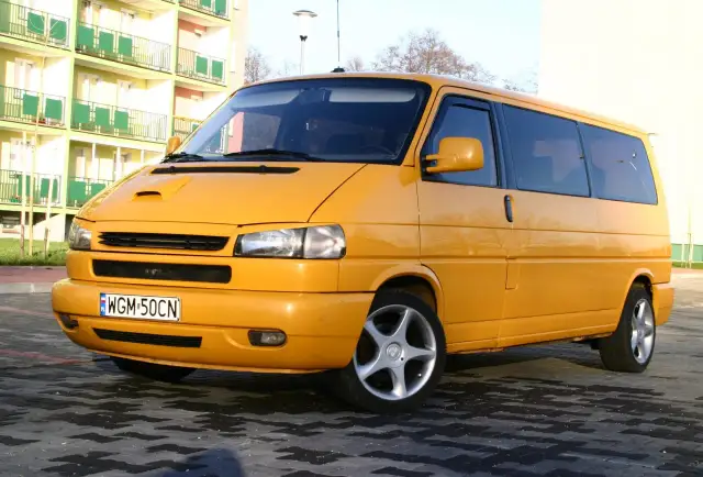 Najlepsze busy do 10 tys zł: niezawodne modele na każdą kieszeń