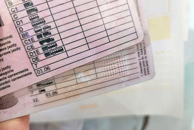 Czy profil kierowcy jest płatny? Poznaj ukryte koszty i zasady