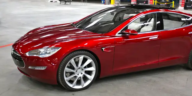 Ile można zarobić na handlu samochodami? Fakty, które musisz znać