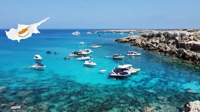 Ile kosztuje lot na Cypr? Ceny biletów i najlepsze oferty