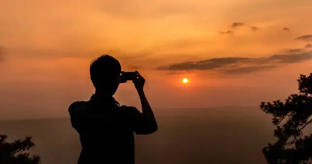 Jak ustawić aparat w telefonie, aby uniknąć słabych zdjęć?