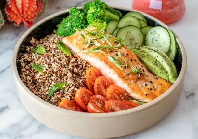 Obiad na odchudzanie: Smaczne i sycące dania (450-650 kcal)