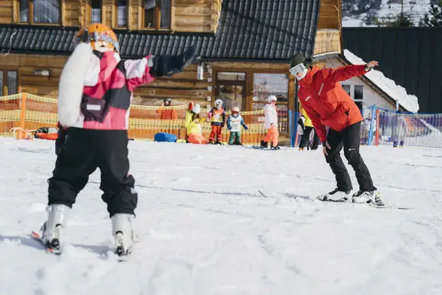 Ile godzin na nauczanie indywidualne? Poznaj kluczowe informacje