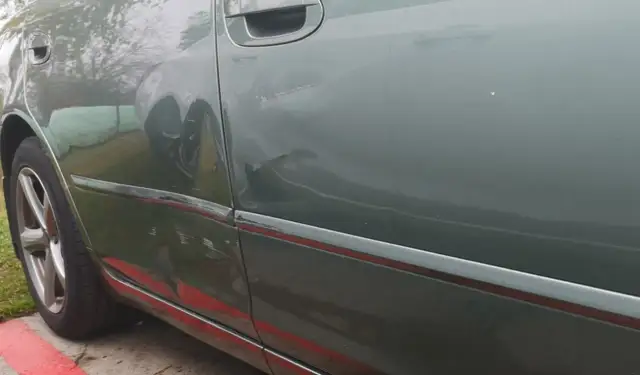 Ile kosztuje wymiana drzwi w samochodzie? Sprawdź, jak uniknąć wysokich kosztów naprawy!