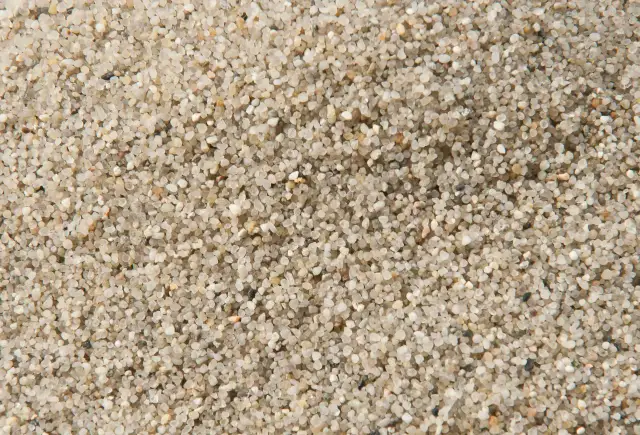 Jaki żwir do studni głębinowej wybrać, aby uniknąć problemów z filtracją wody?