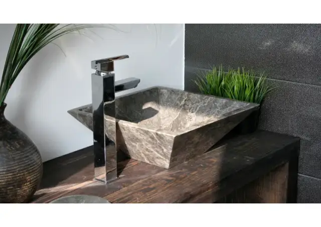 Czym czyścić zlew z konglomeratu, aby uniknąć trwałych uszkodzeń?