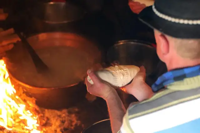 Oscypek w Karpaczu? Jak znaleźć prawdziwy i nie dać się oszukać!