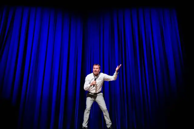 Tomasz Jachimek stand up - nadchodzące występy i bilety dostępne teraz