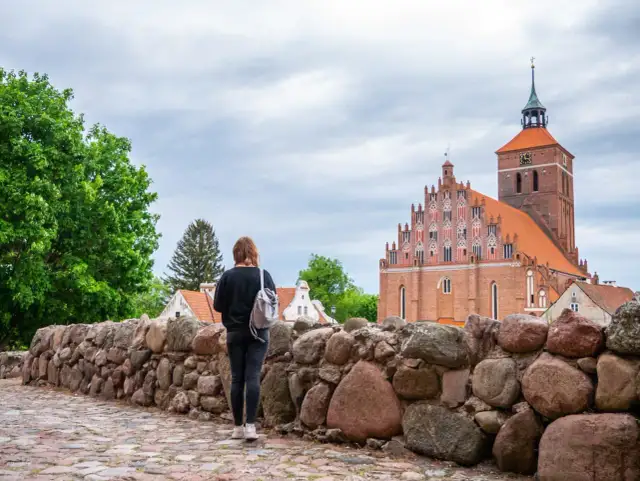 Najlepsze atrakcje w Warmii, które musisz zobaczyć podczas wizyty