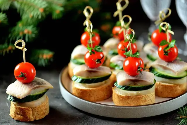 Szybkie i łatwe przepisy na przystawki dla gości, które zachwycą