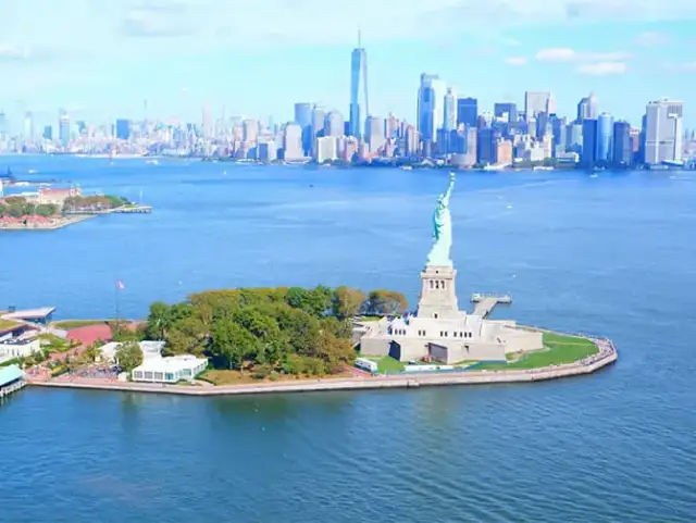 Attrazioni New York: Guida Completa per Viaggio Indimenticabile