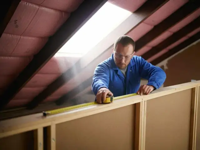 Jak wysoko murować ścianki działowe na poddaszu, by uniknąć błędów?