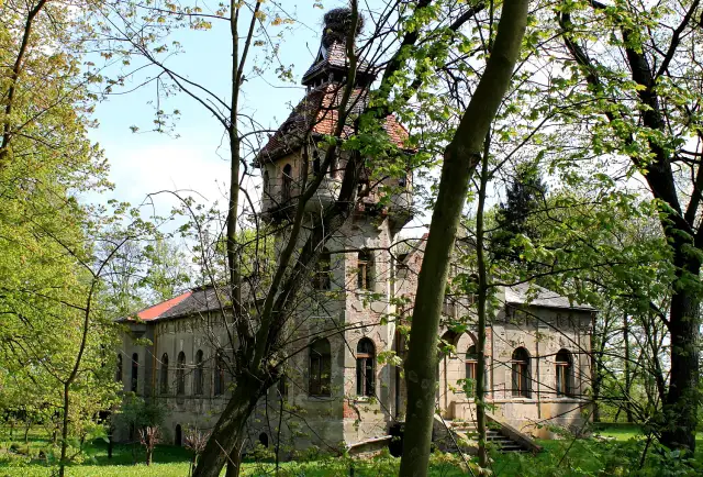 Kijewo Szlacheckie: Atrakcje i zabytki w miejscowości Kijewo